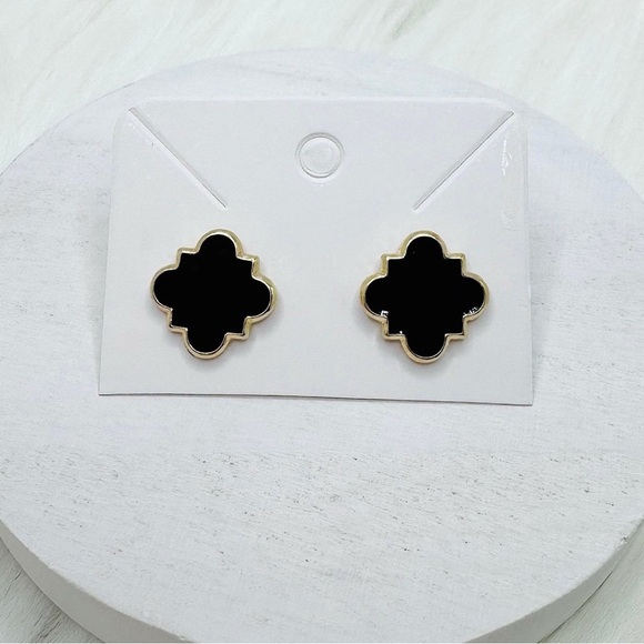 The Woman’s Awesome Jewelry Bundle A - Picture 5 of 9